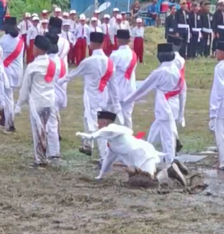 Demi kibarkan Merah Putih, Tanah dan air mereka Lalui